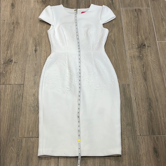 Betsey Johnson Dress Vintage Embossed Wedding White Fitted Reception Y2K Bodycon - Picture 10 of 14